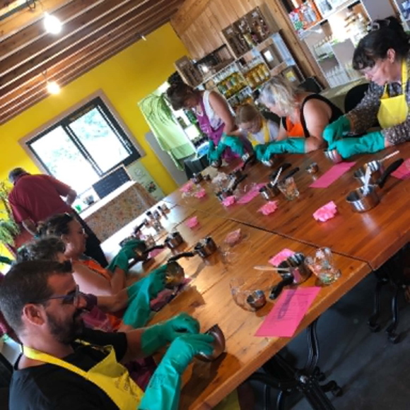 ATELIER SAVON FERME DE FARDISSOU VENDREDI 17 JUILLET Les visite-ateliers à La Ferme de Fardissou cet été